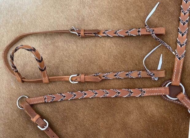 Showman Argentina cow harness Leather one ear headstall and breast collar set with cheetah print lacing #2